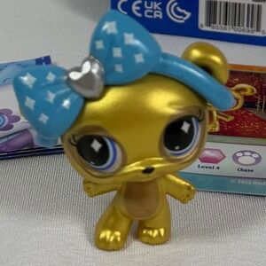 Littlest Pet Shop G7 #230 Chase Gold Bear Series 4 Rare Metallic Figure + Card